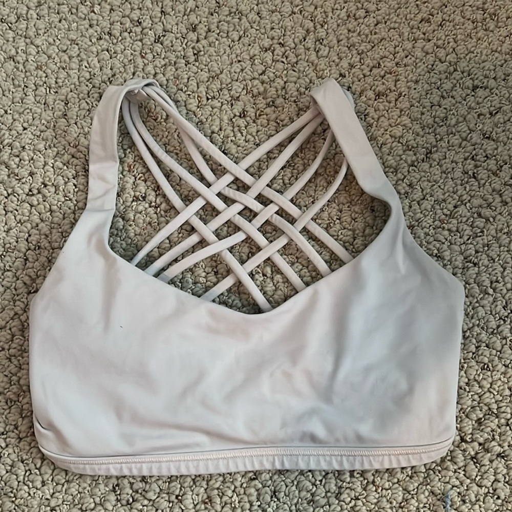 light pink lululemon size 4 sports bra